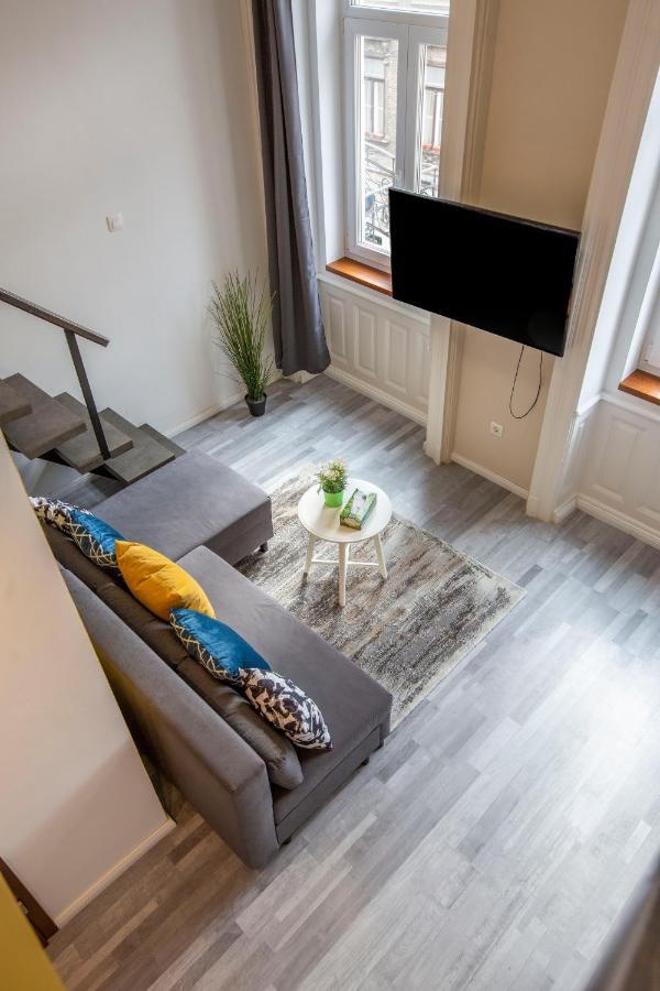 Deluxe Akacfa Apartments In The Heart Of Boedapest Buitenkant foto